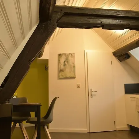 Apartment Stilvolle Altbauwohnung, Traeum & Schoen *